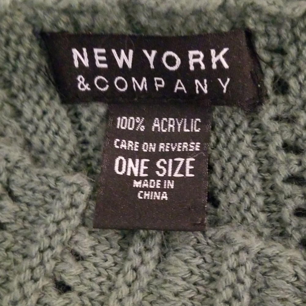 💥New York & Company Poncho Sweather - Picture 6 of 6